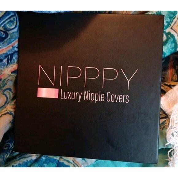 Nippy Luxury Nipple Covers, In Box 1 Set. Reusable, New - Picture 2 of 3